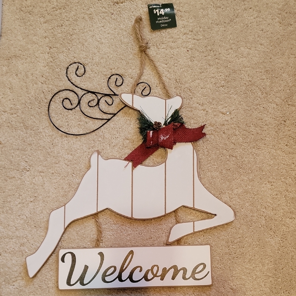 White Reindeer Wood Welcome Sign Wuth Metal Antlers Approx 17" H Approx 15" L